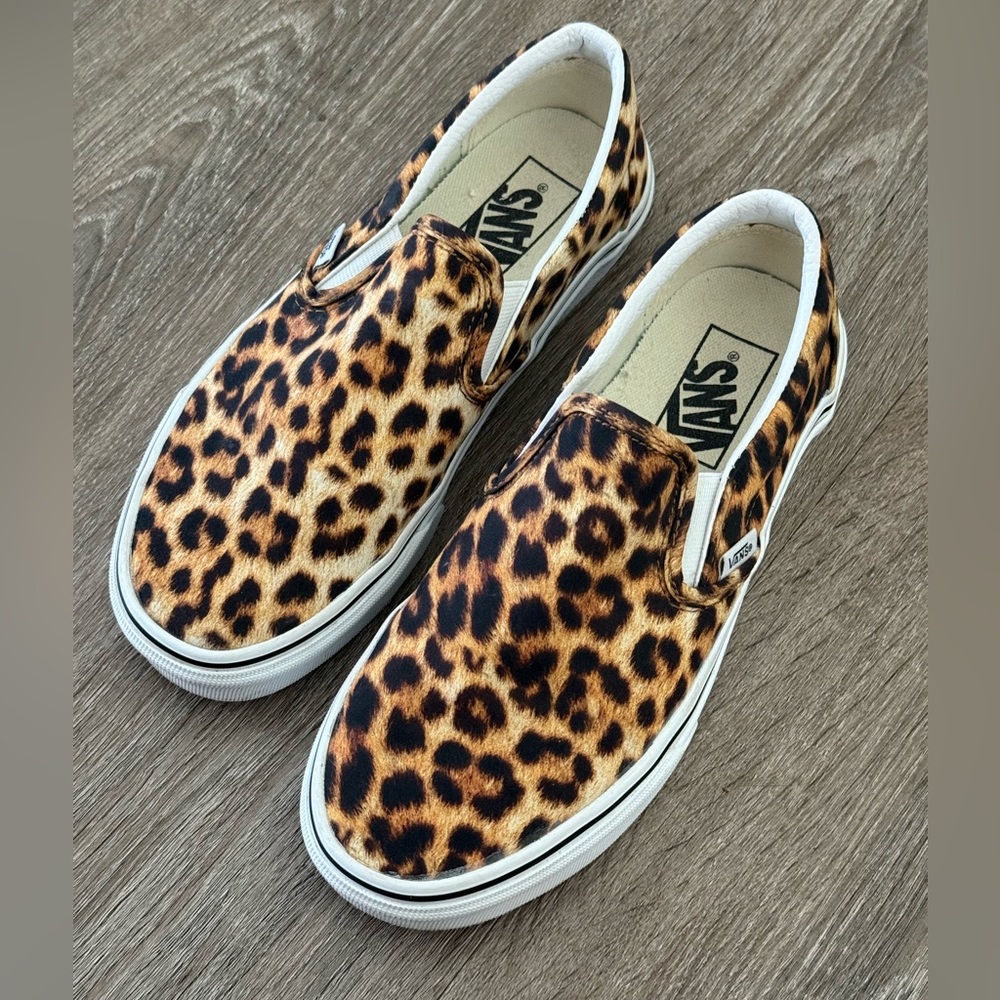 Vans Animal Print Slip-On Shoes W7/M5.5